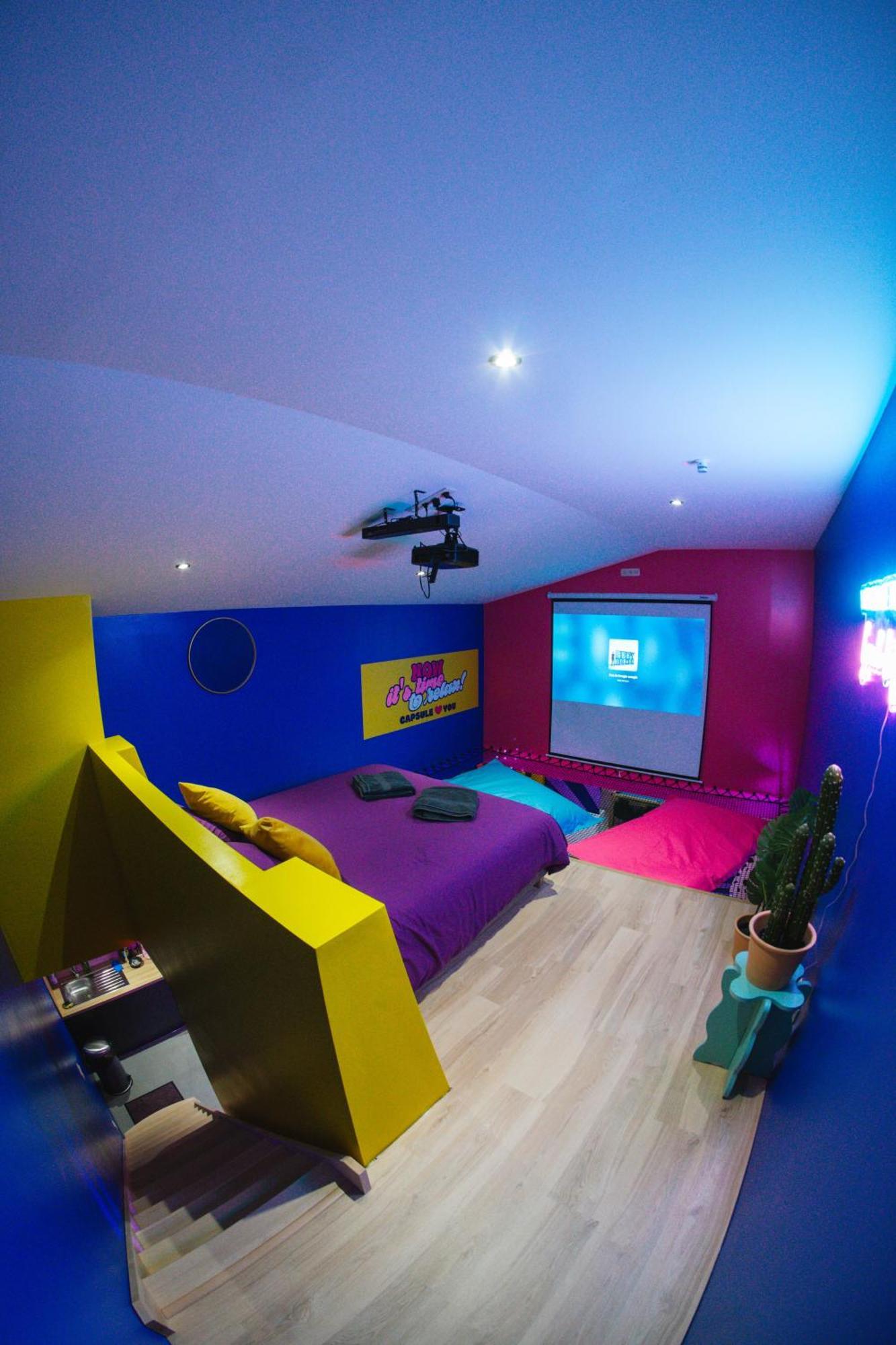 Capsule Boogie-Woogie - Jacuzzi - Sauna - Billard - Jeux - Ecran Geant - Filet Suspendu - Netflix ラ・ルビエール エクステリア 写真